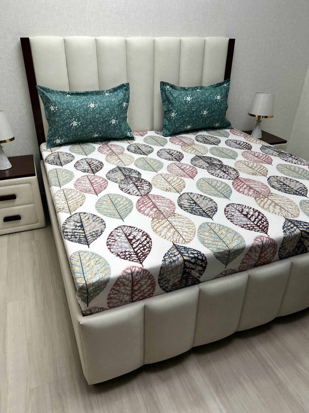 

Pure Decor White & Brown Floral Printed 240 TC King Bedsheet Set 2.74 m x 2.74 m