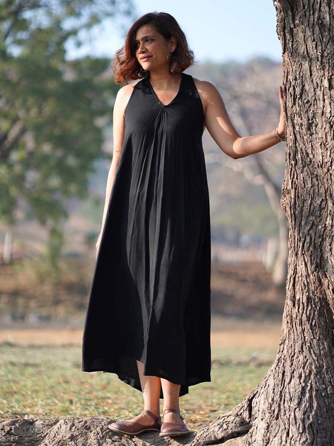 

Chidiyaa Women Sway Luminous Handwoven Bamboo Dress, Black
