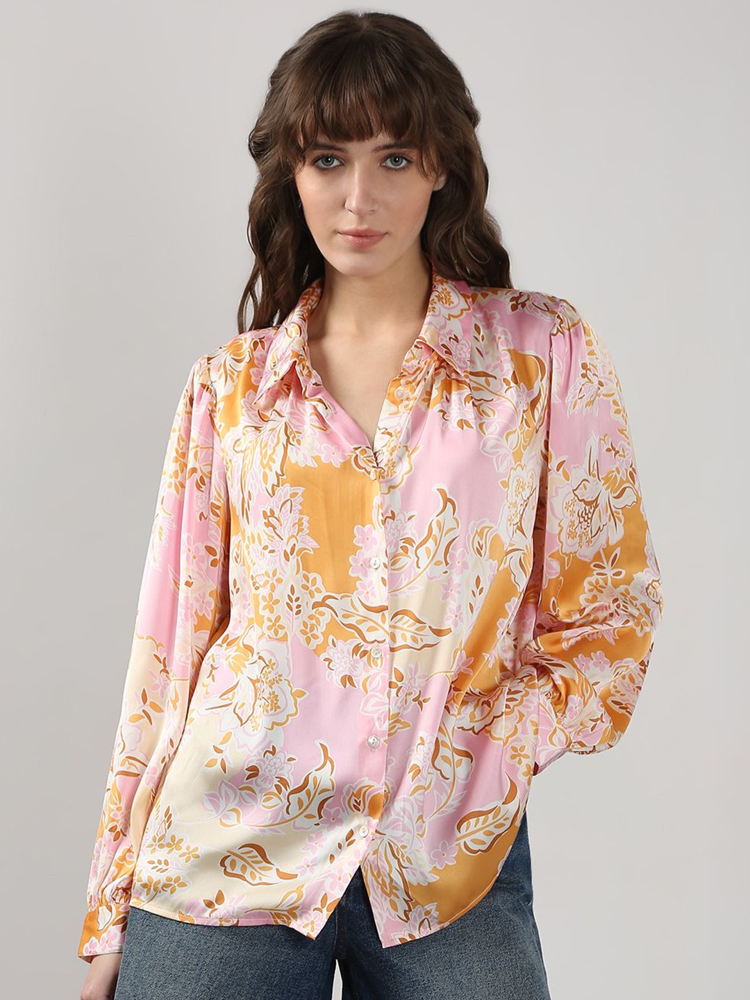 

Vero Moda Women Spread Collar Floral Printed Casual Shirt, Pink