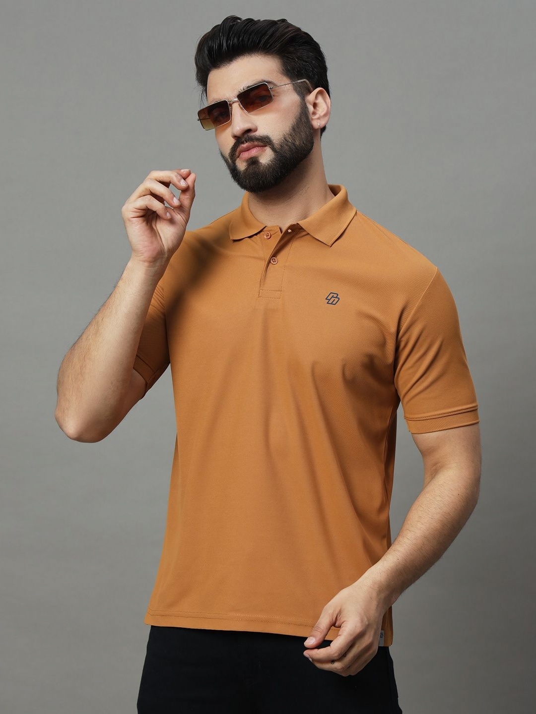 

RENUOVO Men Solid Polo Collar Cotton T-shirt, Orange