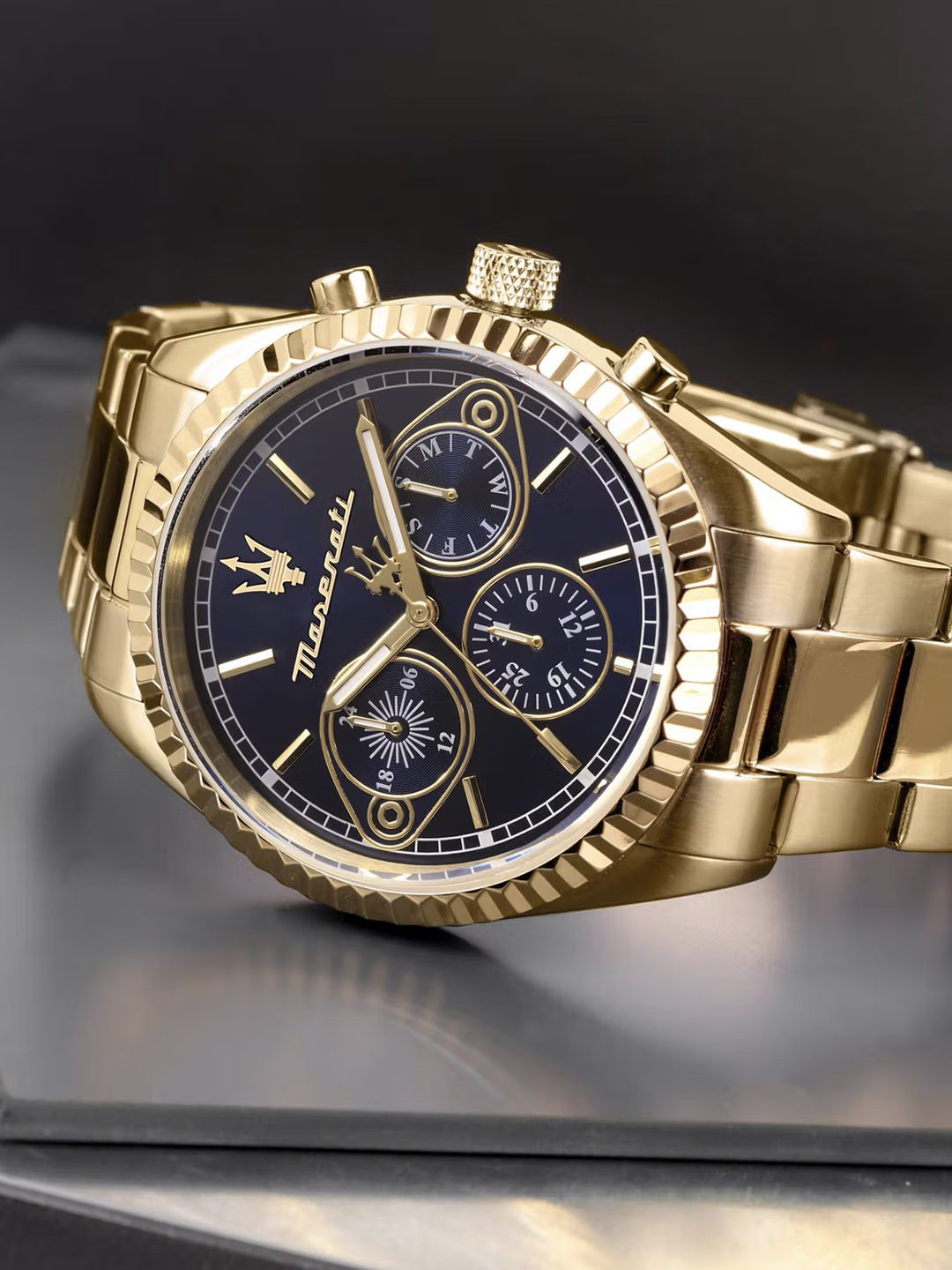 

Maserati Men Dial & Stainless Steel Straps Analogue Multi Function Watch R8853100026, Blue