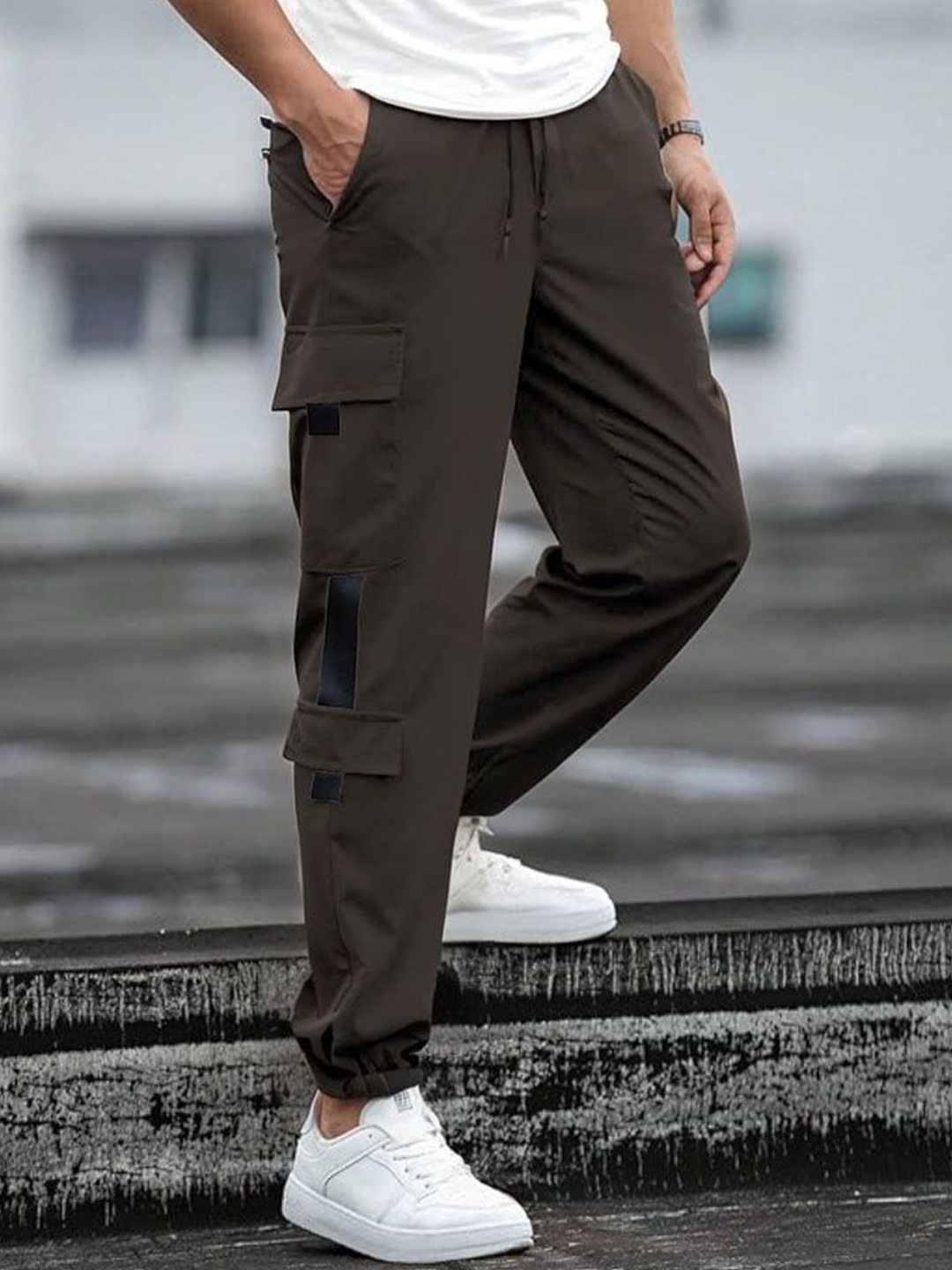 

MACK JONNEY JONNEY Men Mid Rise Track Pants, Olive