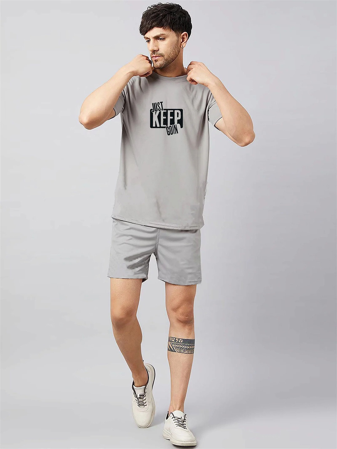 

ELLITI Men Printed Pure Cotton Round Neck T-shirt With Shorts Co-Ords, Grey