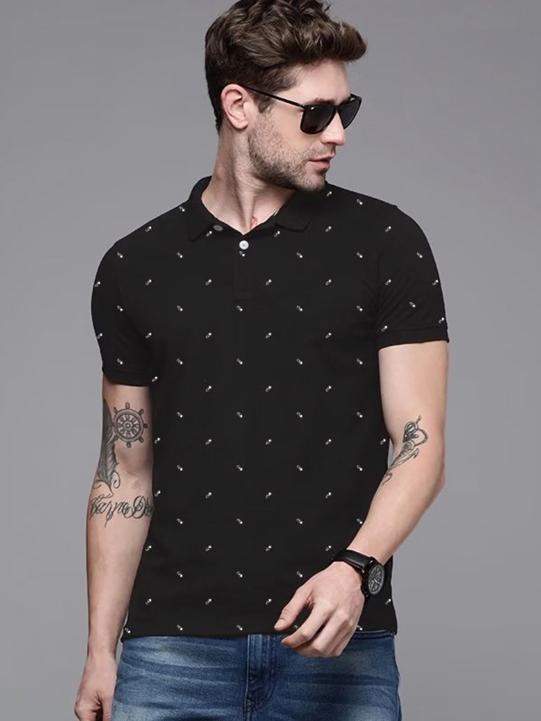 

MERRIMENT Men Printed Polo Collar T-shirt, Black