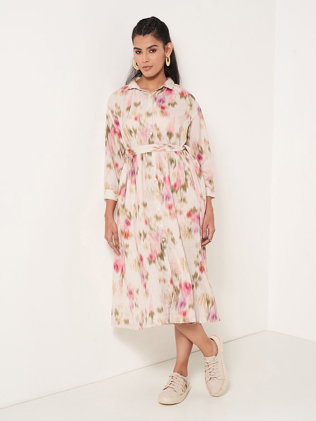 

AKKRITI BY PANTALOONS Floral Print Fit & Flare Midi Dress, Off white
