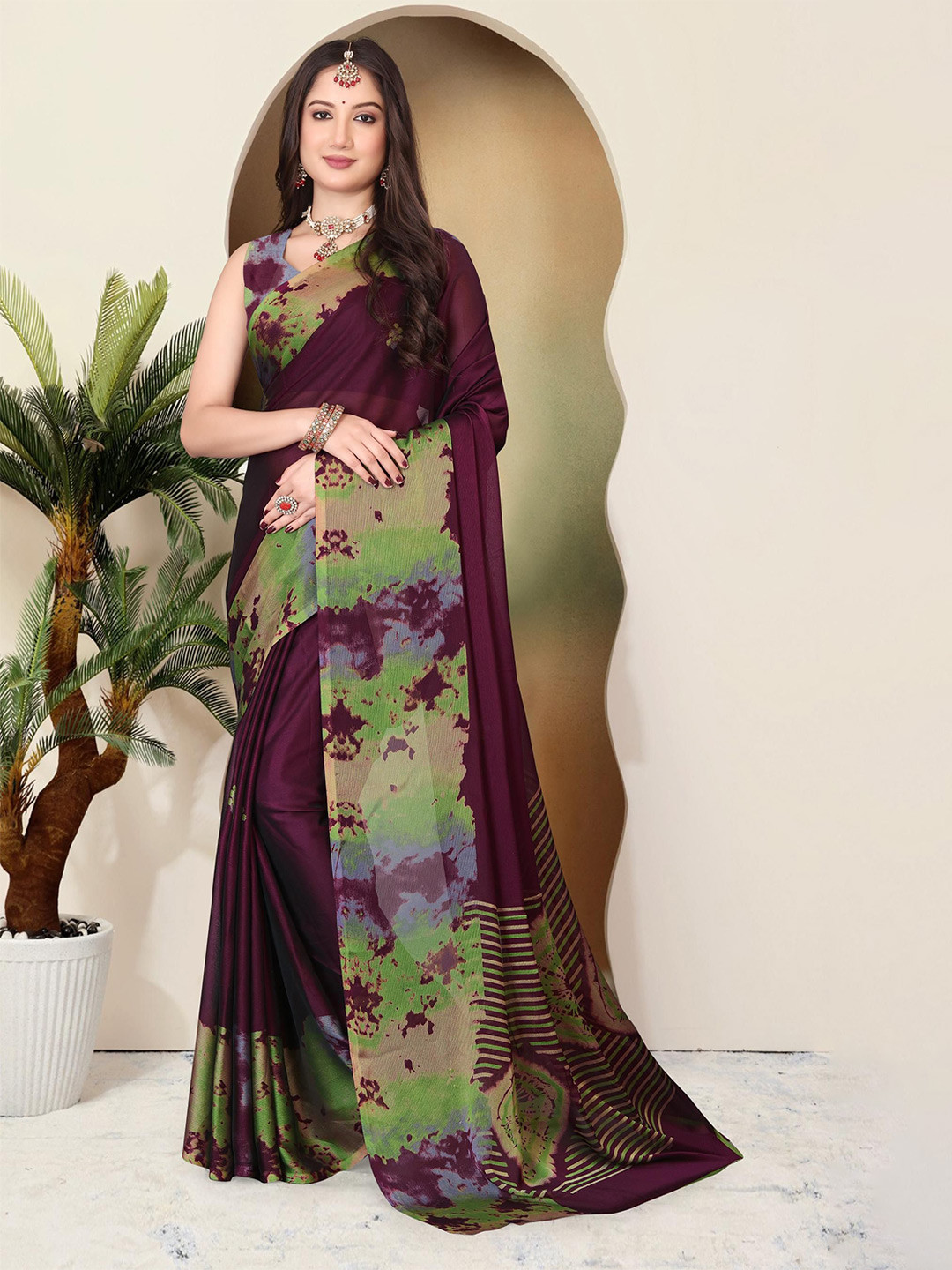 

SUPERLAXMI Floral Printed Pure Chiffon Saree, Purple