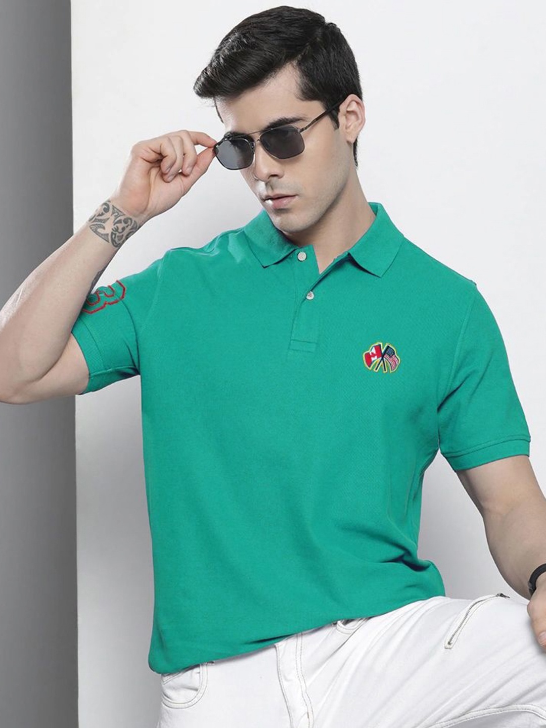 

MERRIMENT Men Solid Polo Collar Cotton T-shirt, Green