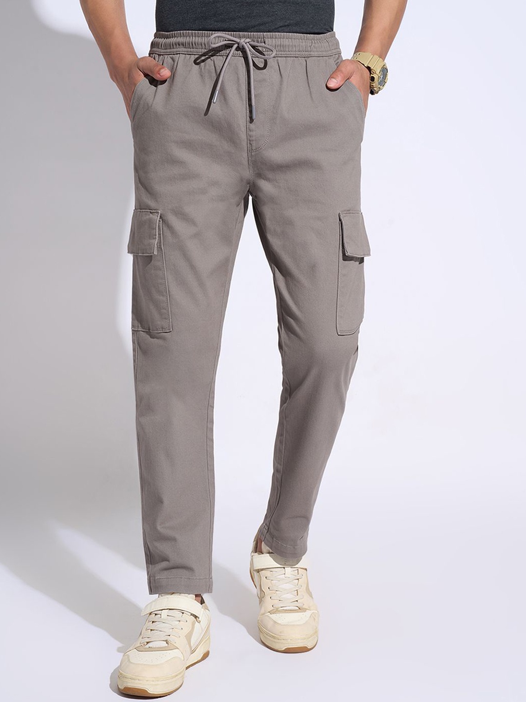 

7 Alt by Pantaloons Men Solid Slim Fit Mid Rise Cargos Trousers, Grey