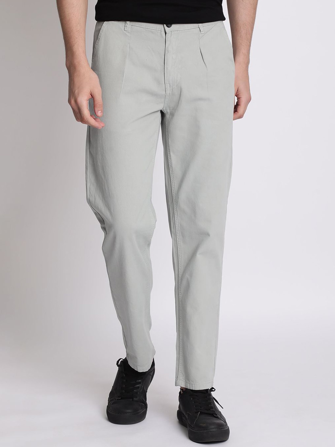 

IVOC Men Cotton Grey Relaxed Fit Chino Trousers