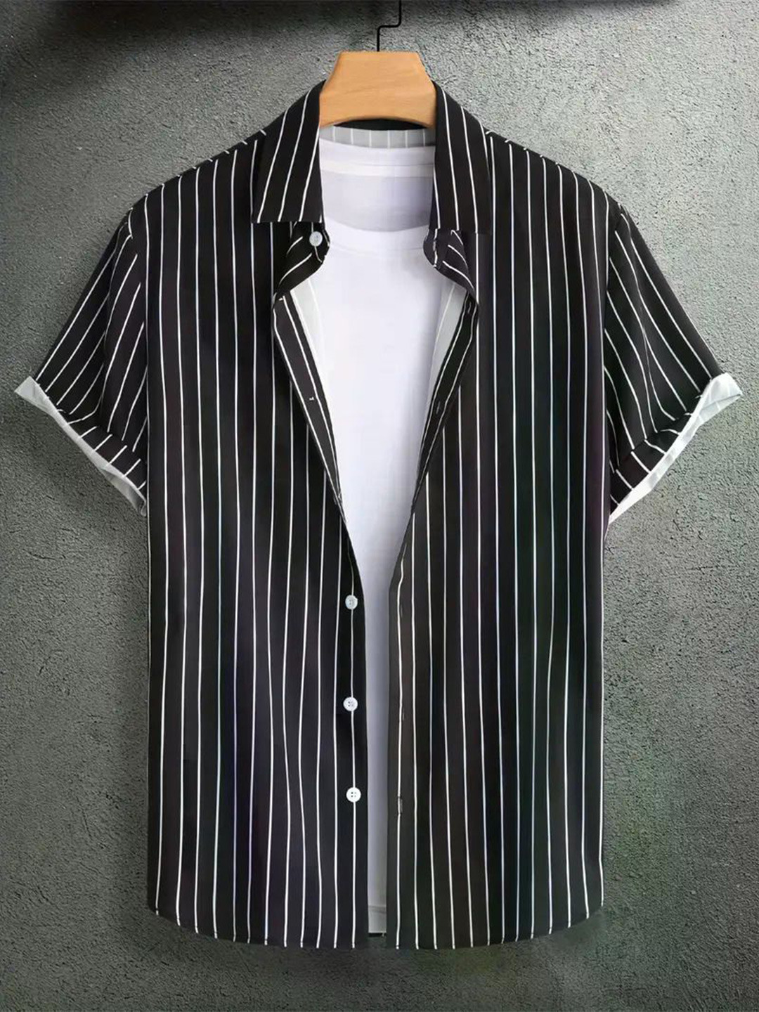 

iCome Men Spread Collar Vertical Striped Cotton Linen Casual Shirt, Black