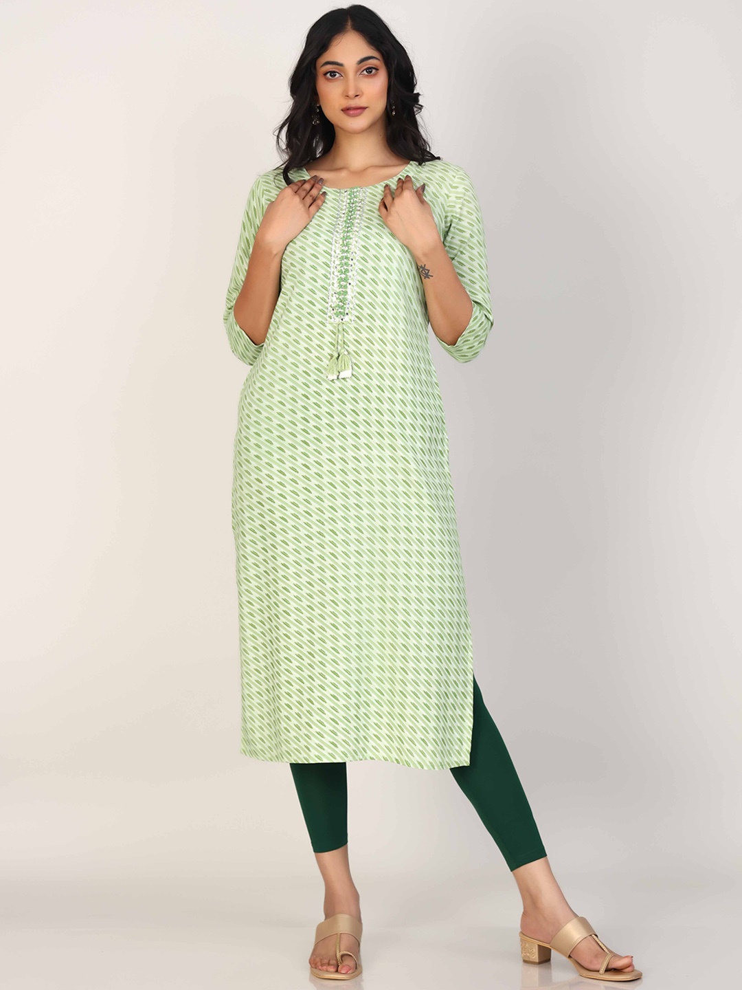 

Hassu's Striped Thread Work Round Neck Kurta, Green