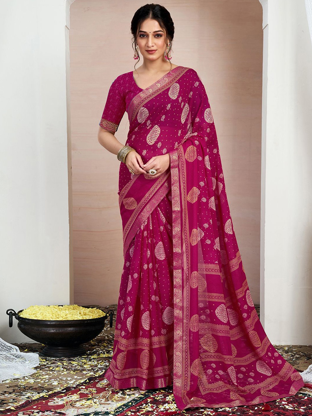 

KALINI Zari Pure Chiffon Saree, Pink