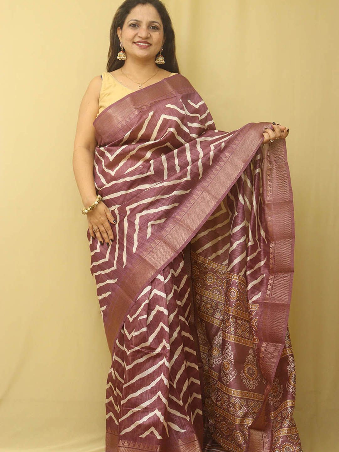 

Luxurionworld Leheriya Silk Cotton Leheriya Saree, Purple