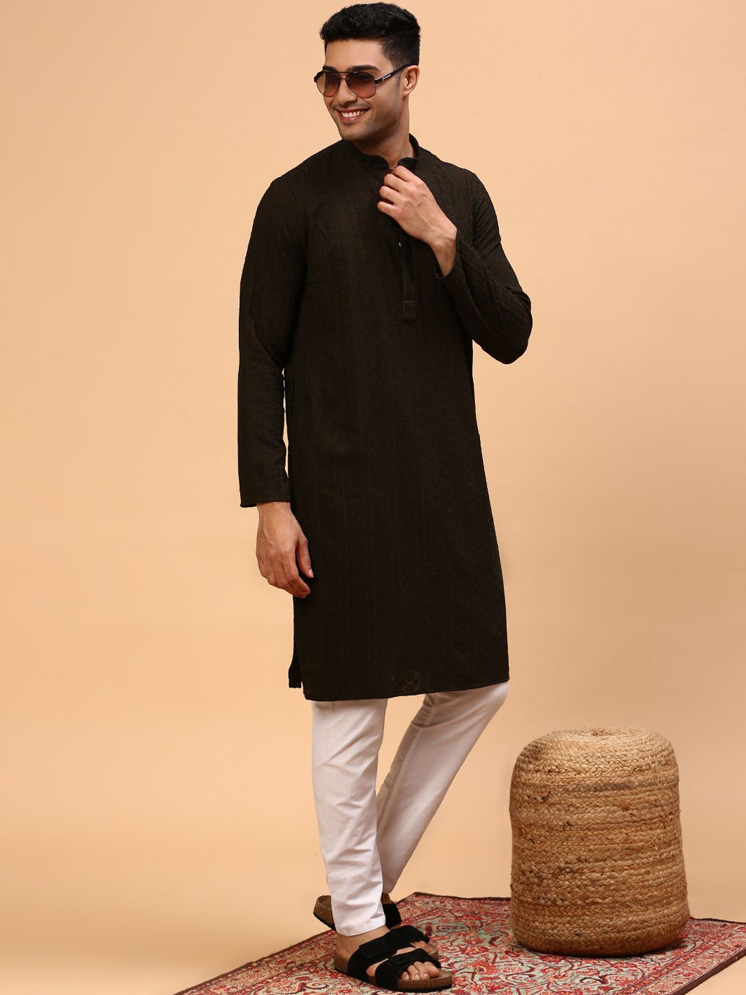

CS EL Mandarin Collar Jacquard Straight Kurta, Black