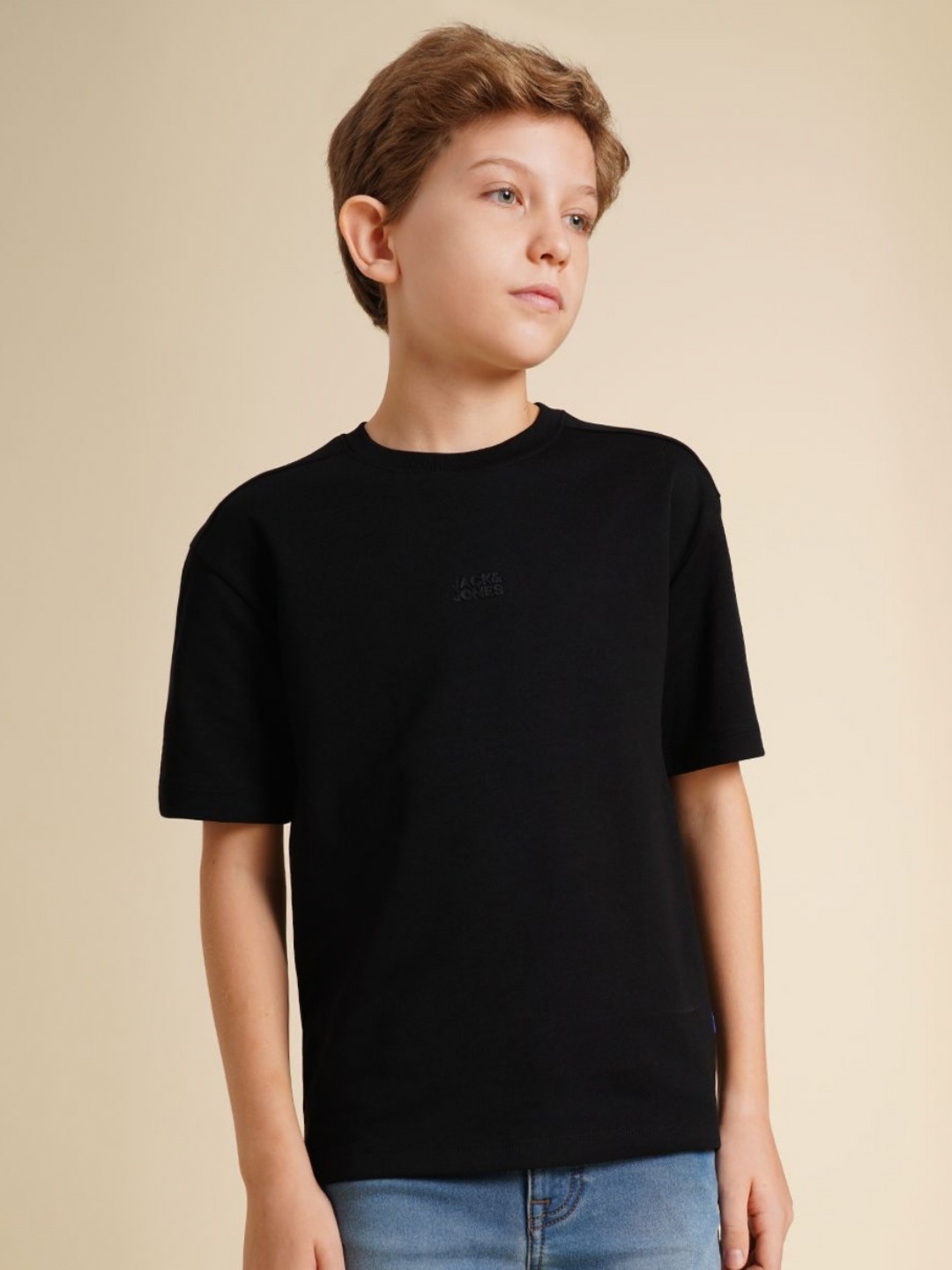 

Jack & Jones Junior Boys Solid Round Neck Cotton T-shirt, Black