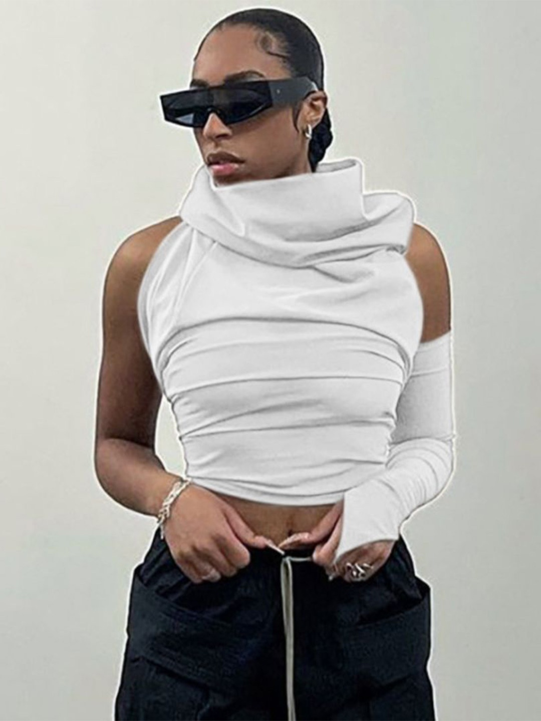 

StyleCast Women Extended Sleeves Twisted Crop Top, White