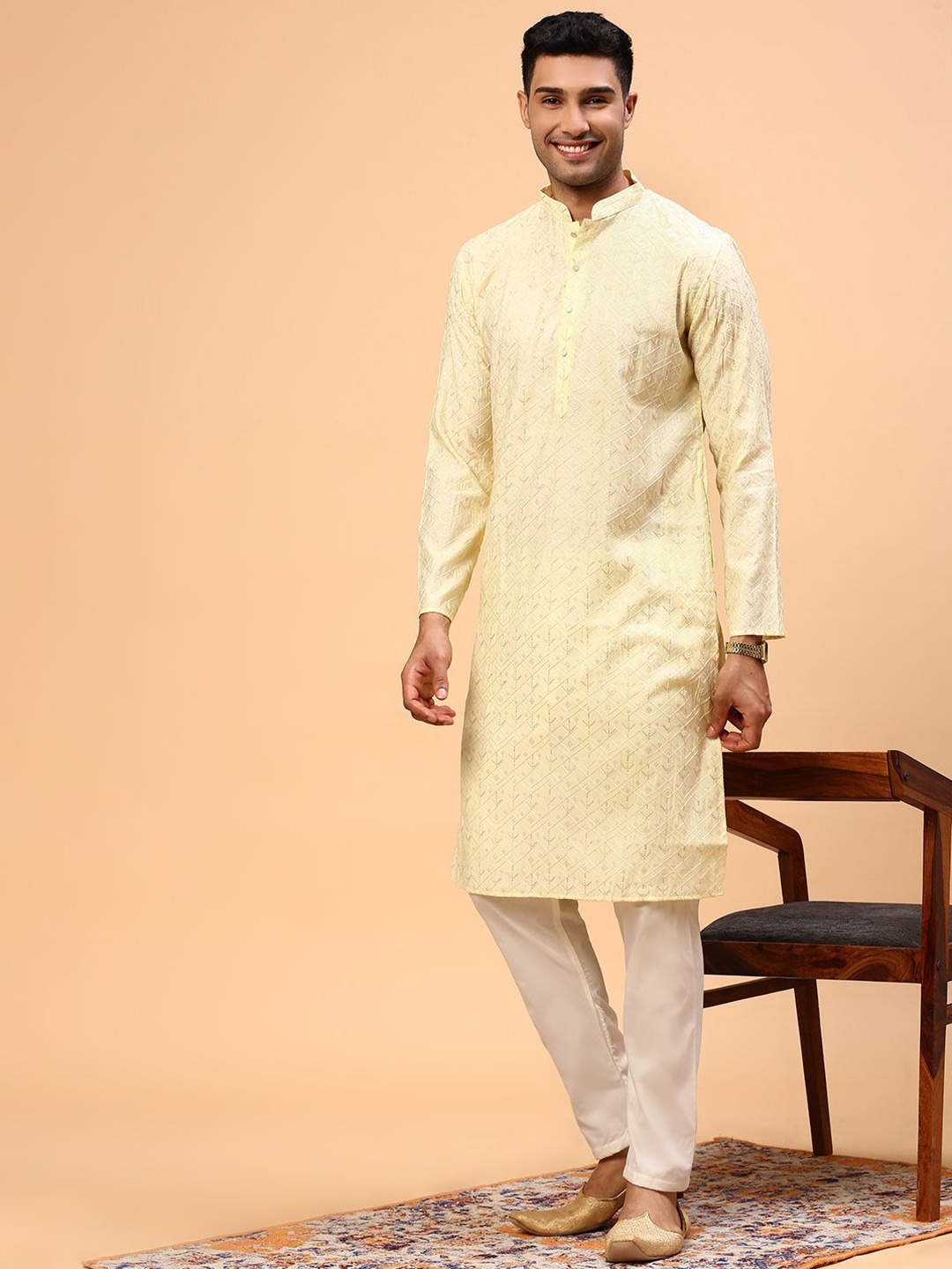 

CS EL Men Thread Work Jacquard Kurta, Yellow