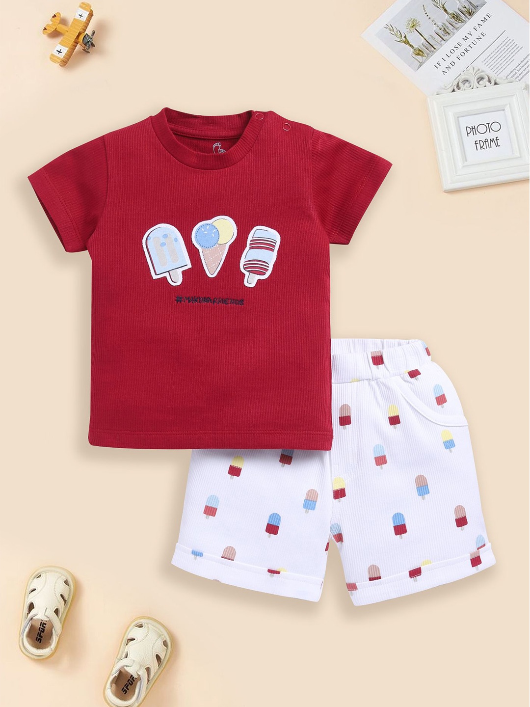 

BABY GO Boys Embroidered Round Neck T-shirt With Shorts, Red