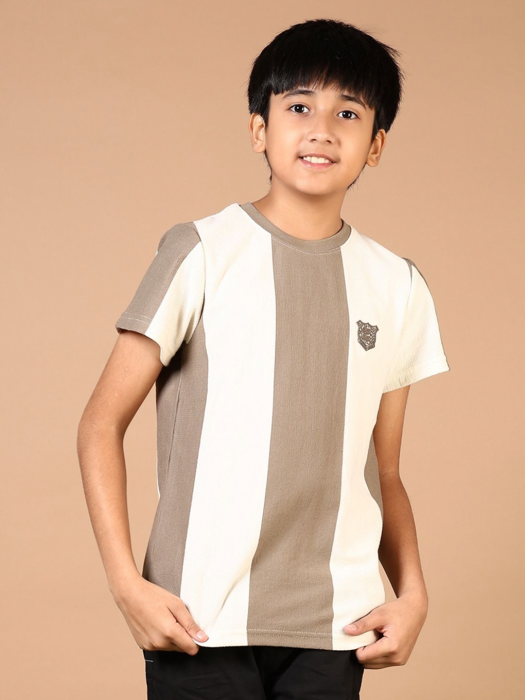 

V-Mart Boys Colourblocked Round Neck Cotton T-shirt, Olive