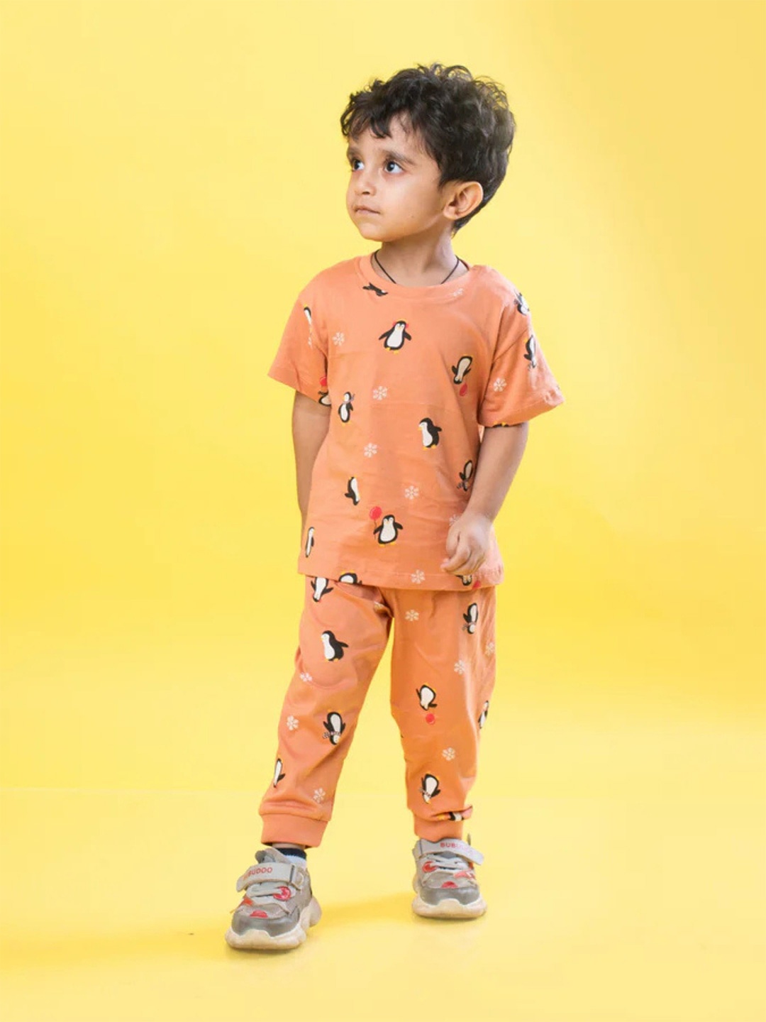 

Orange Sugar Unisex Kids Printed T-shirt With Pyjama, Brown