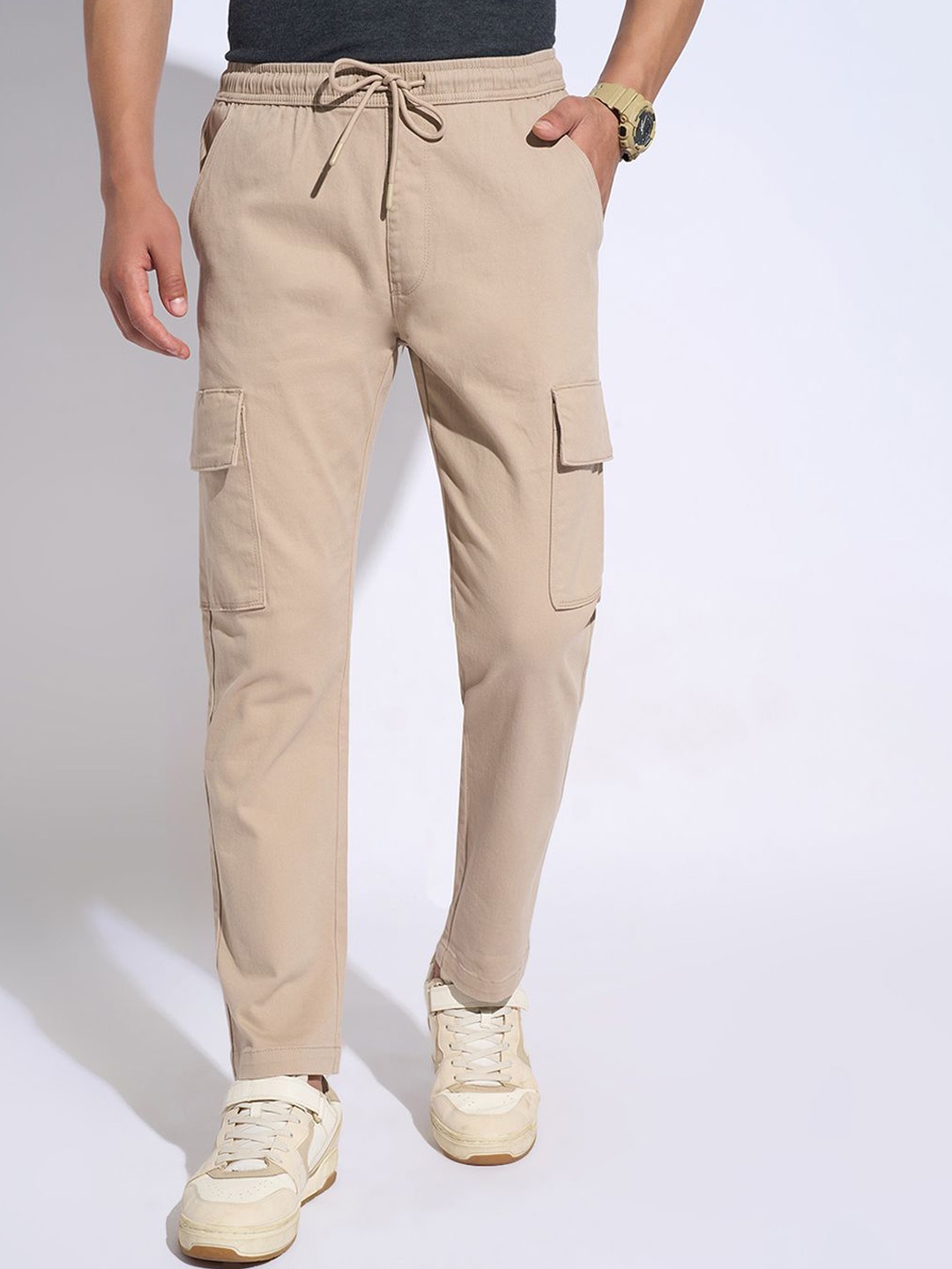 

7 Alt by Pantaloons Men Cotton Slim Fit Mid-Rise Cargos Trousers, Brown