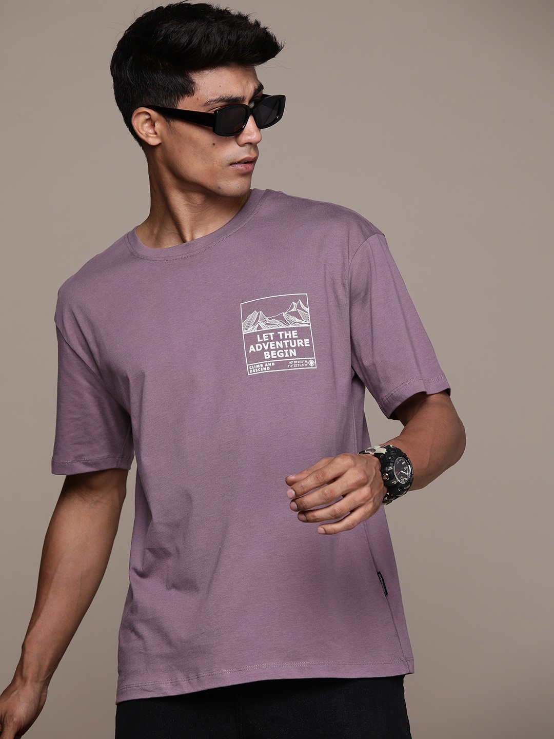 

The Roadster Lifestyle Co. Typography Printed Drop-Shoulder Sleeves Pure Cotton T-shirt, Mauve