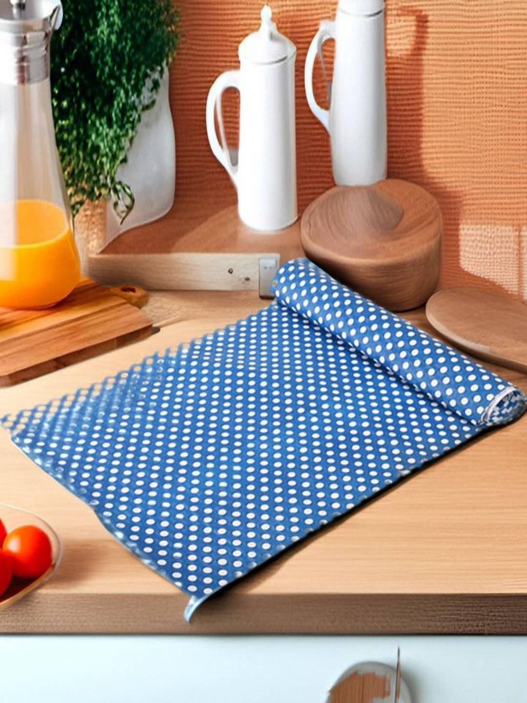 

REVEXO Blue & White Printed Water-Resistant Shelf Liner