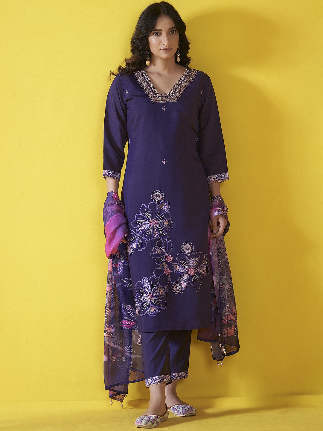 

Anouk Purple Floral Embroidered Sequinned V-Neck Kurta With Trouser And Dupatta