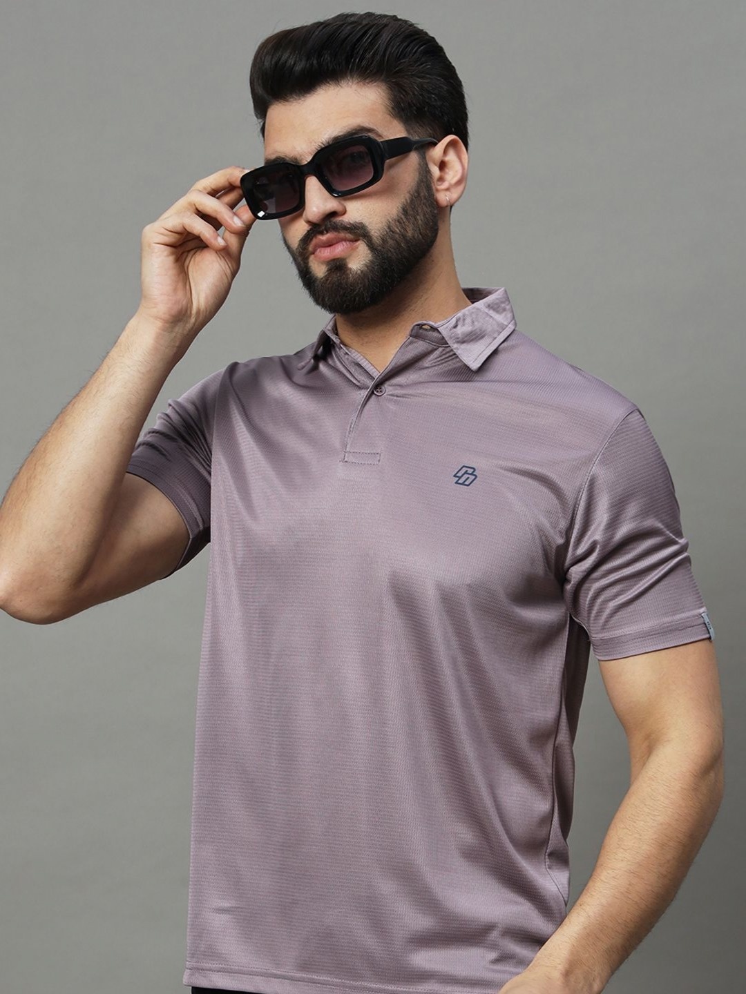 

RENUOVO Men Solid Polo Collar Cotton T-shirt, Peach