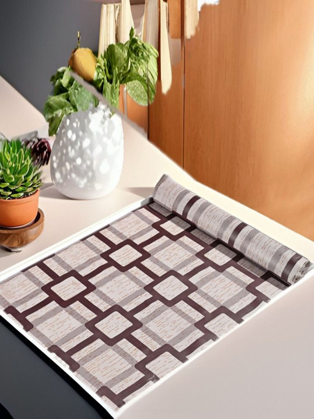 

REVEXO Beige & Brown Printed Water-Resistant Shelf Liner