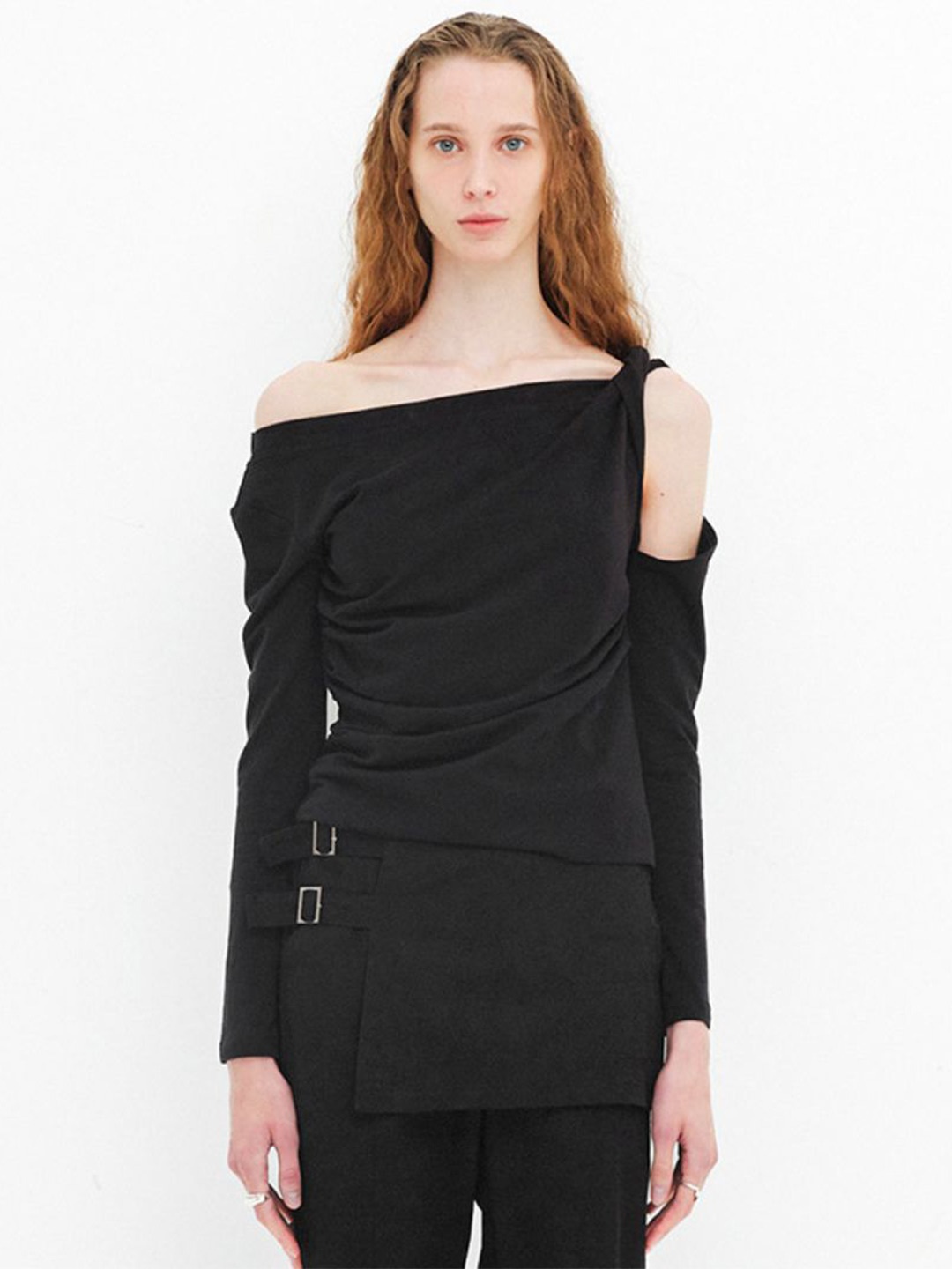 

StyleCast One-Shoulder Buckle Detail Top, Black