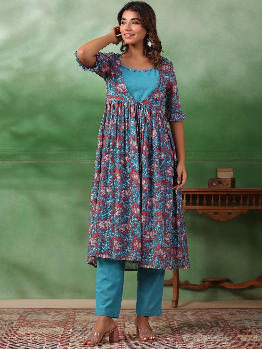 

Sangria Teal Floral Printed Round Neck Pleated A-Line Pure Cotton Kurta Set