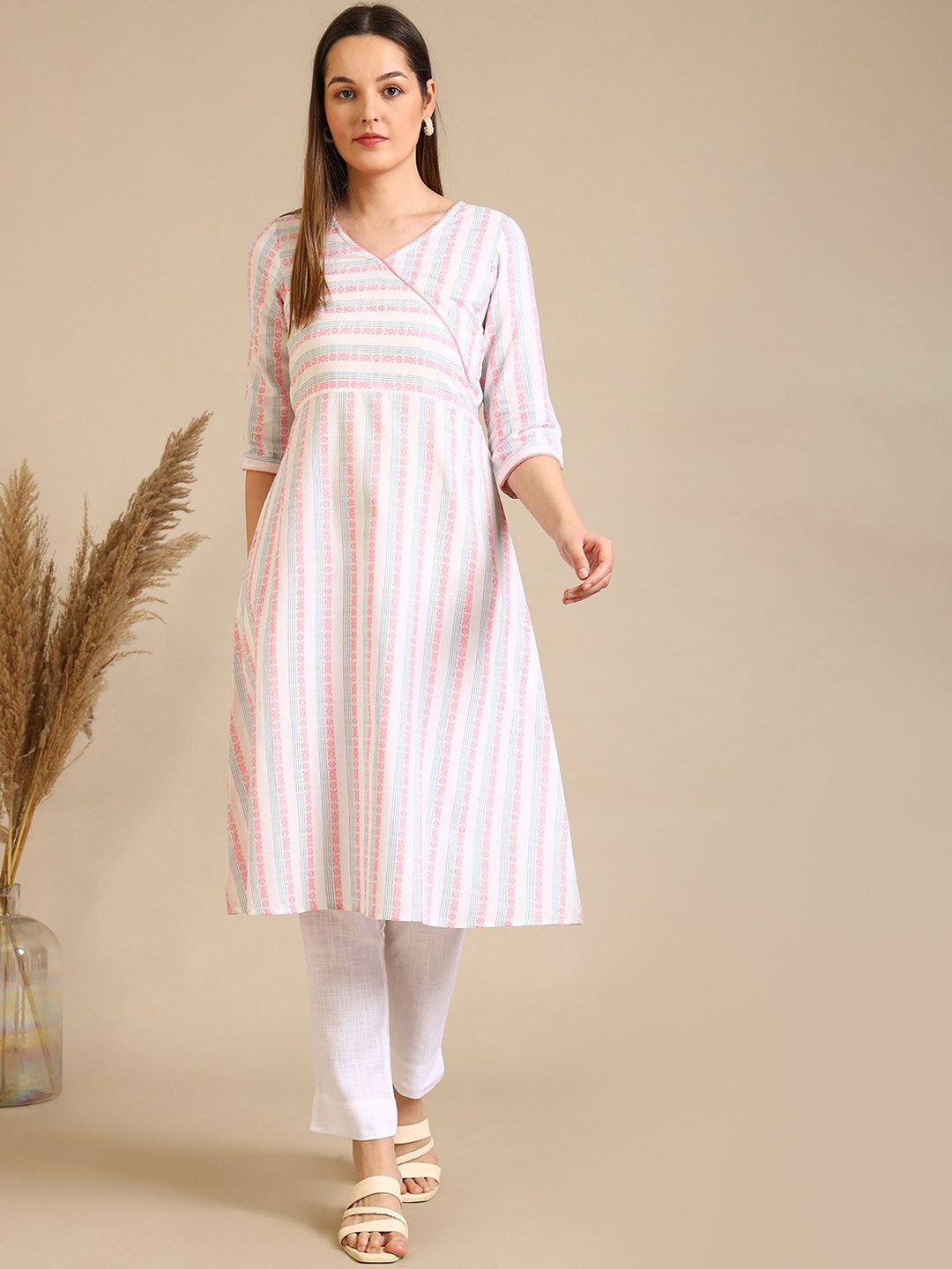 

AURELIA Striped V-Neck Pure Cotton Anarkali Kurta, Off white