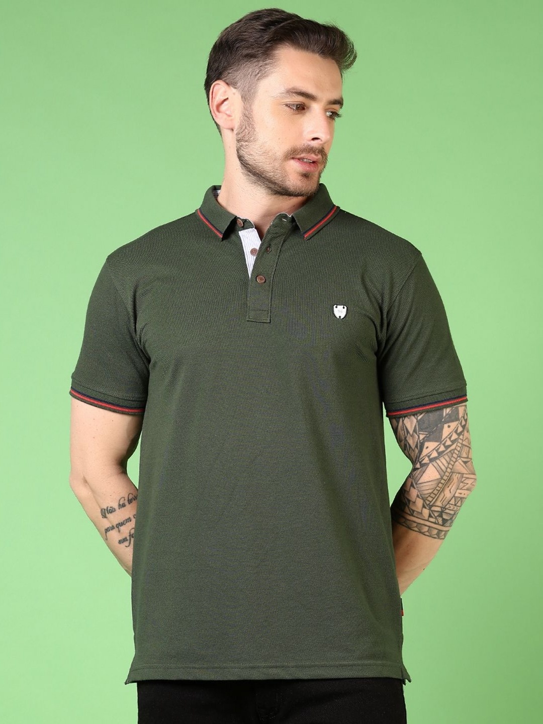 

V-Mart Men Solid Polo Collar Cotton T-shirt, Green