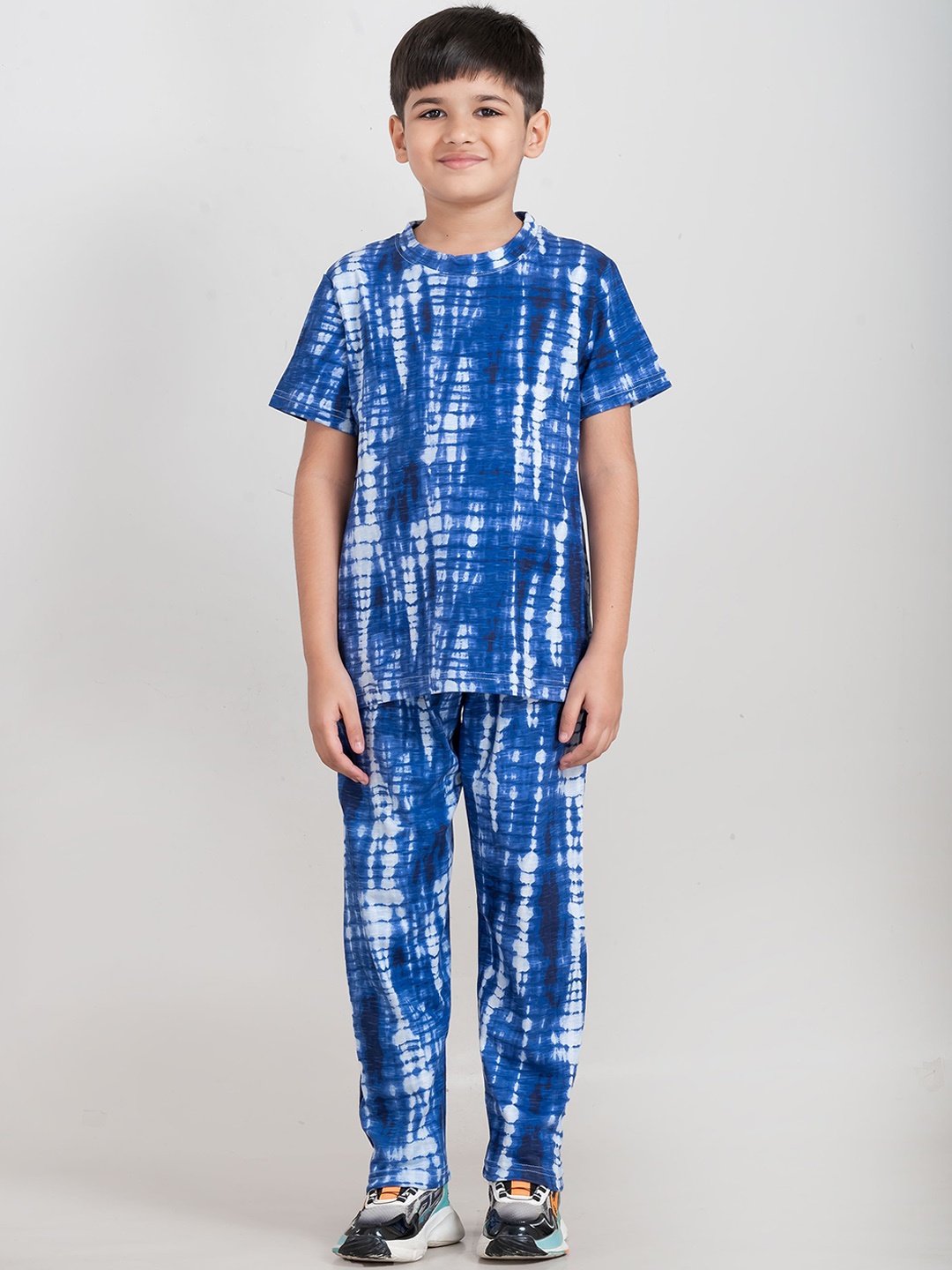

Taatoom Boys Printed Night suit, Blue