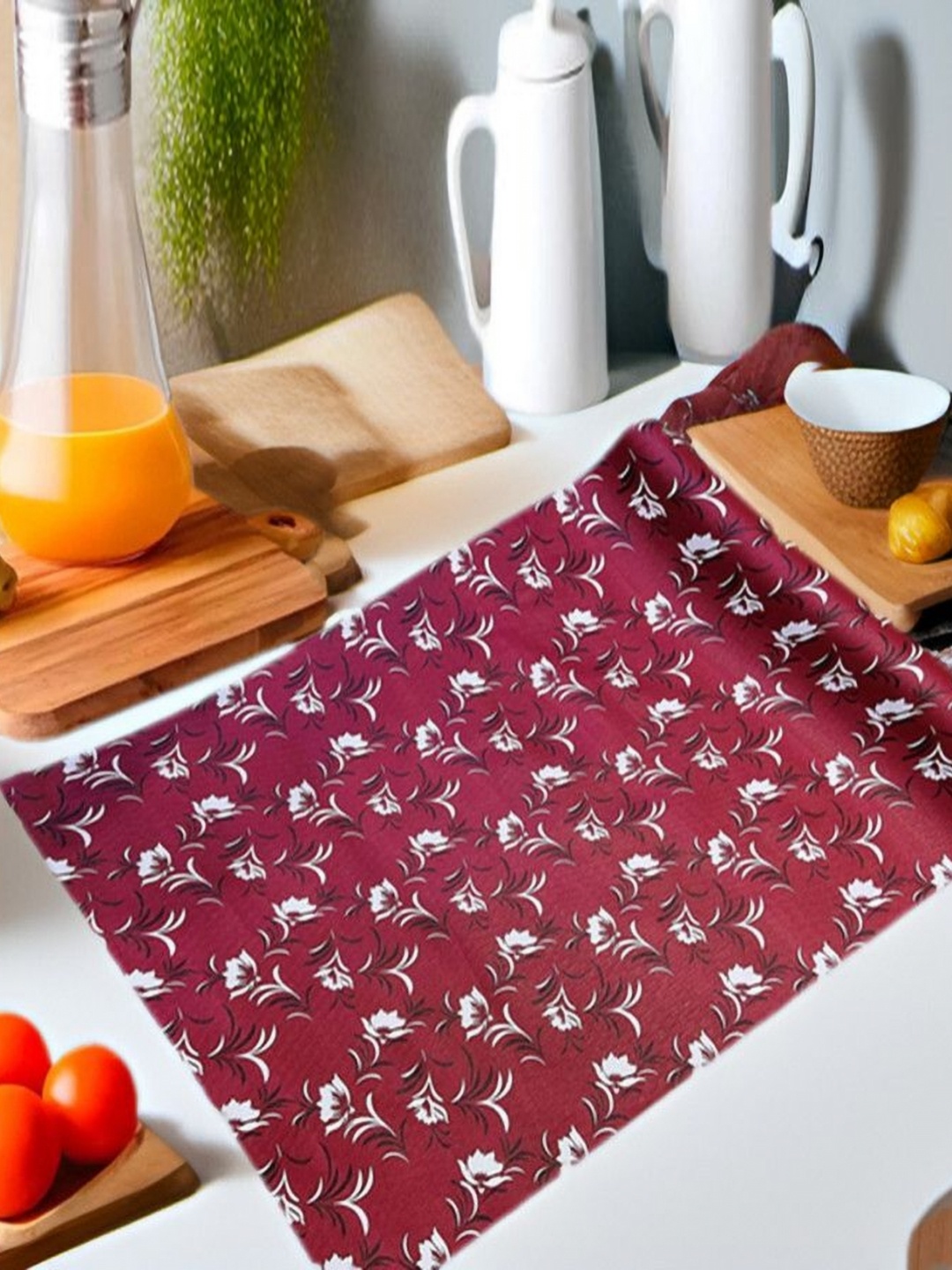 

REVEXO Pink & White Printed Water-Resistant Shelf Liner
