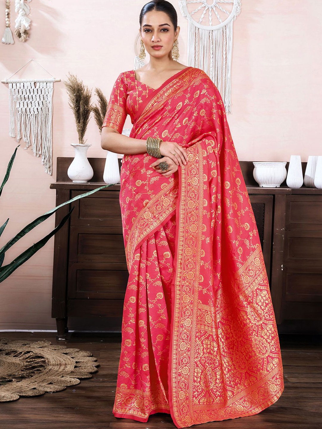 

KALINI Woven Design Zari Silk Blend Banarasi Saree, Pink