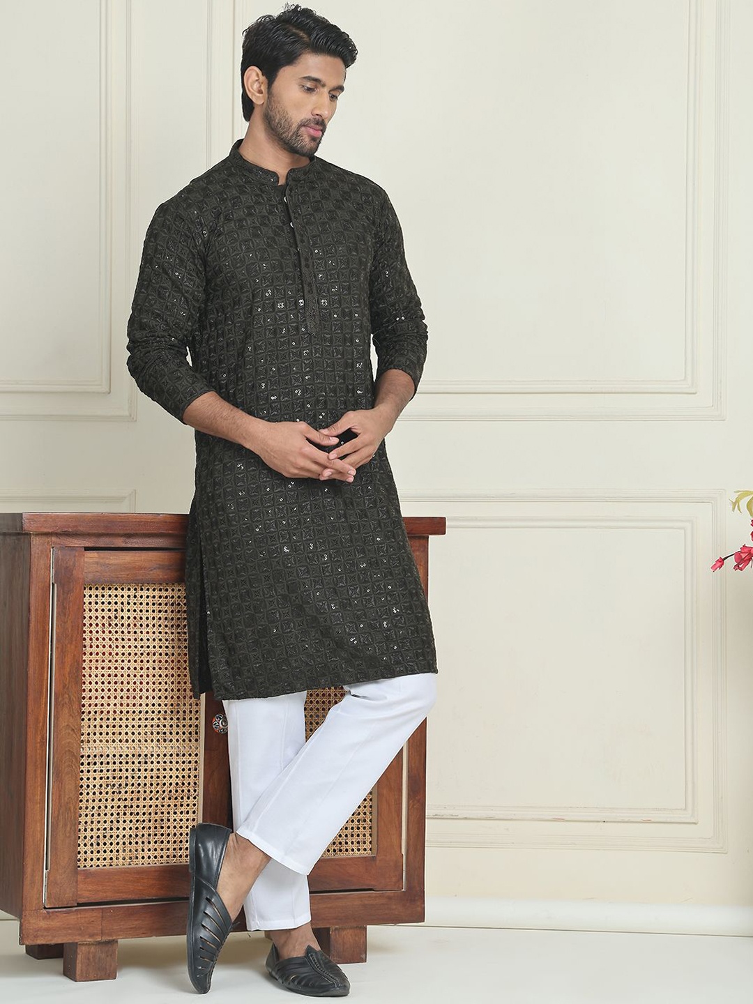 

Anouk Olive Geometric Embroidered Sequinned Mandarin Collar Straight Kurta With Trousers