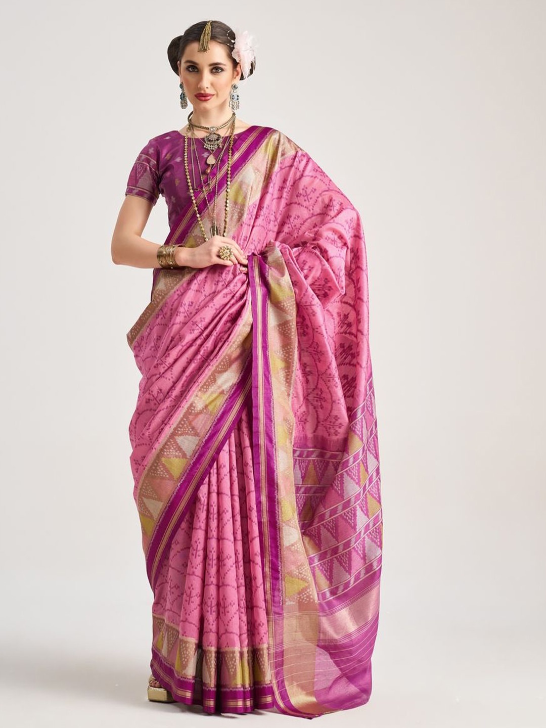 

Suha Zari Women Woven Design Printed Zari Saree, Pink