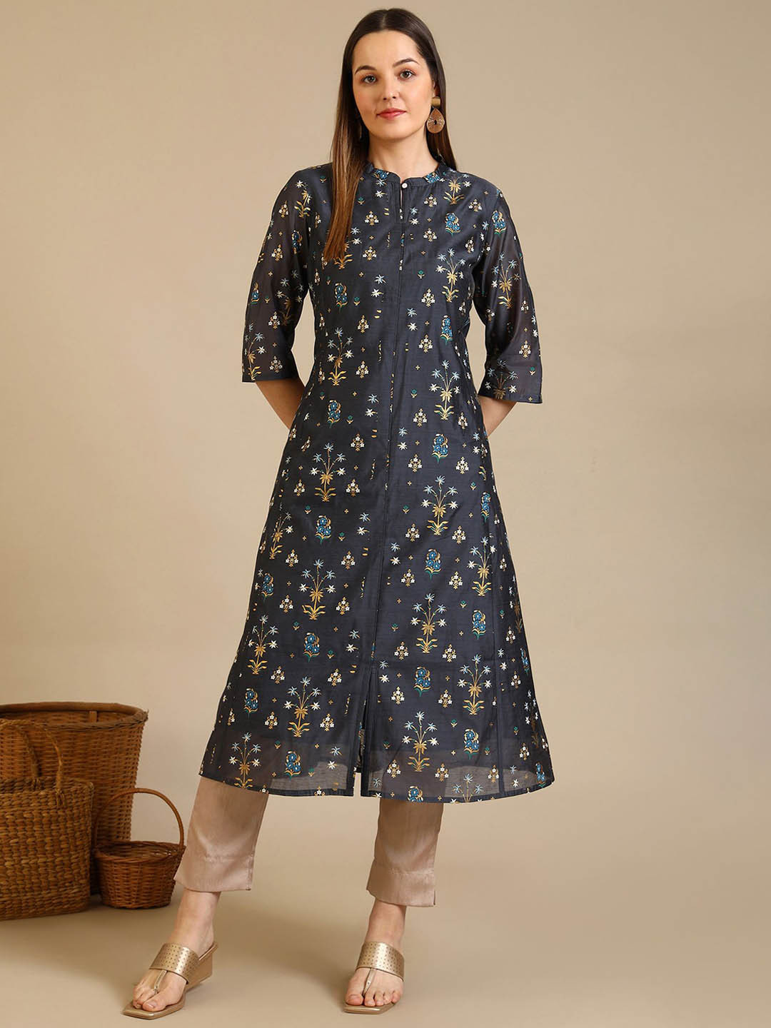 

AURELIA Floral Printed Band Collar Chanderi A-Line Kurta, Grey