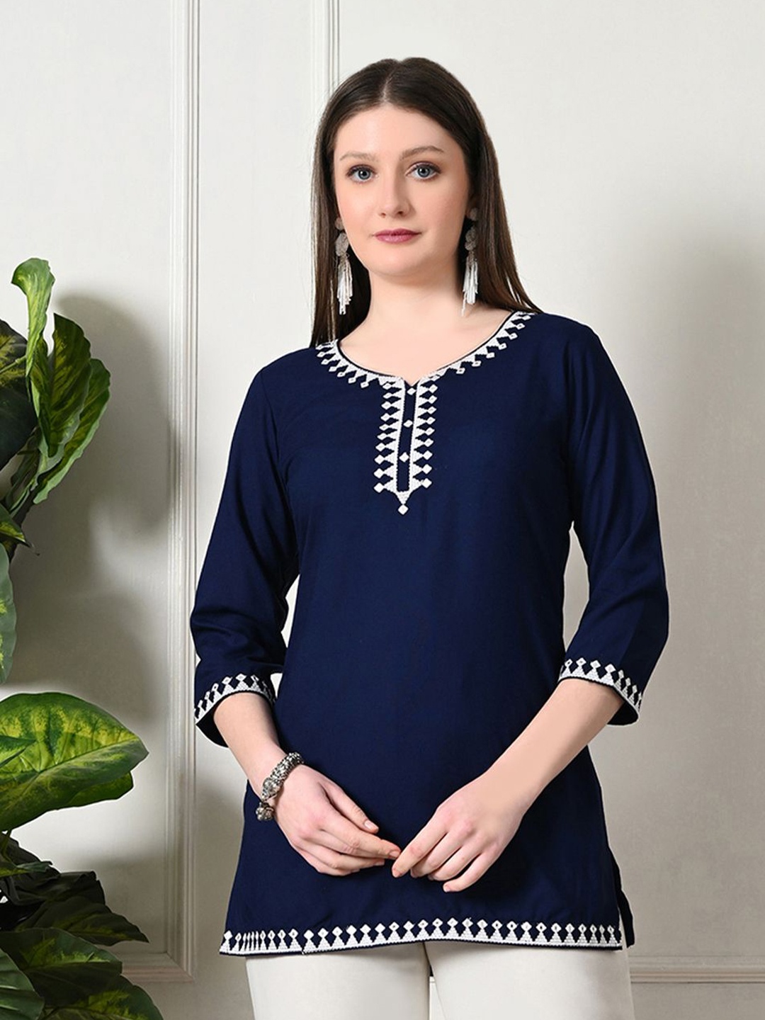 

KALINI Ethnic Motifs Yoke Design Thread Work Thread Work Kurti, Navy blue