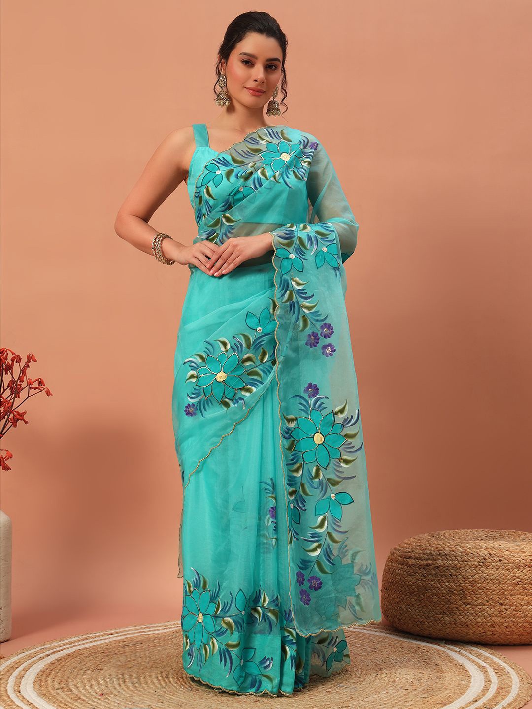 

Meeranshi Floral Printed Organza Saree, Blue