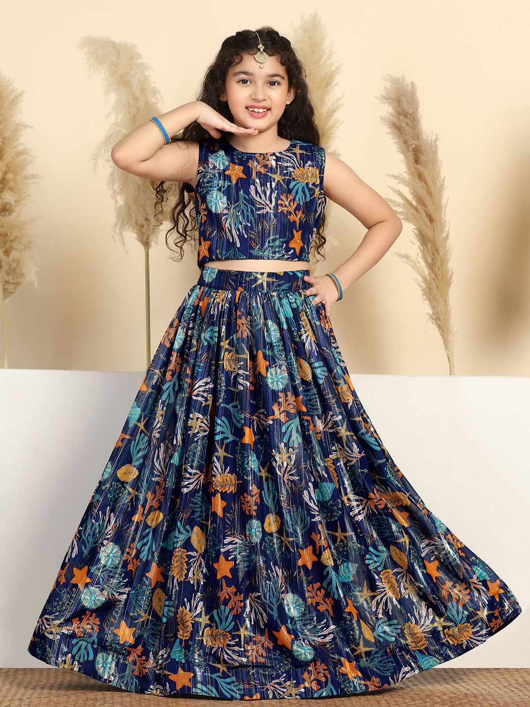 

Sangria Printed Lehenga With Choli, Blue
