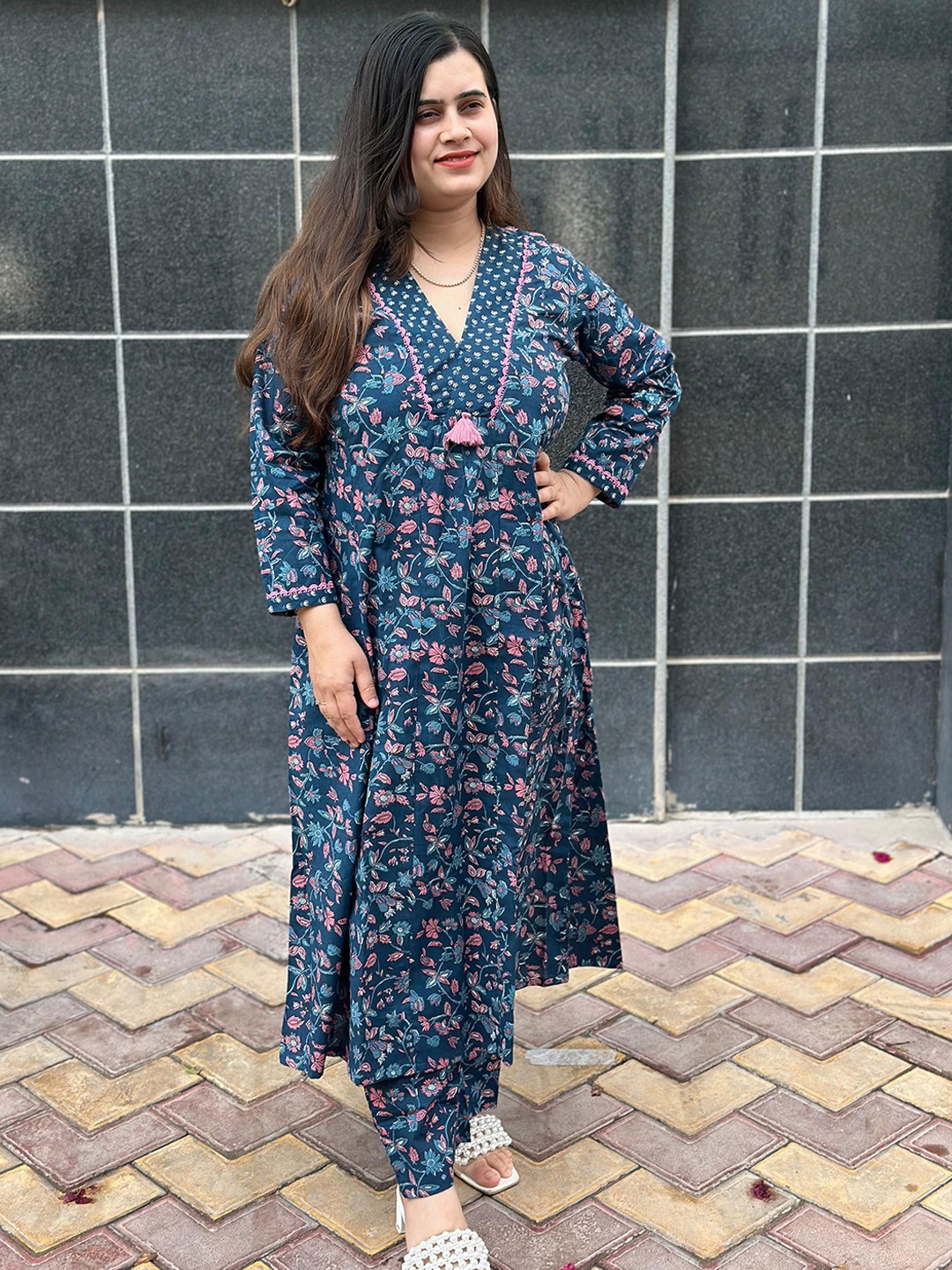 

Vijaylaxmi Ethnic for Everyday Floral Printed A-Line Pure Cotton Kurta With Trousers, Blue