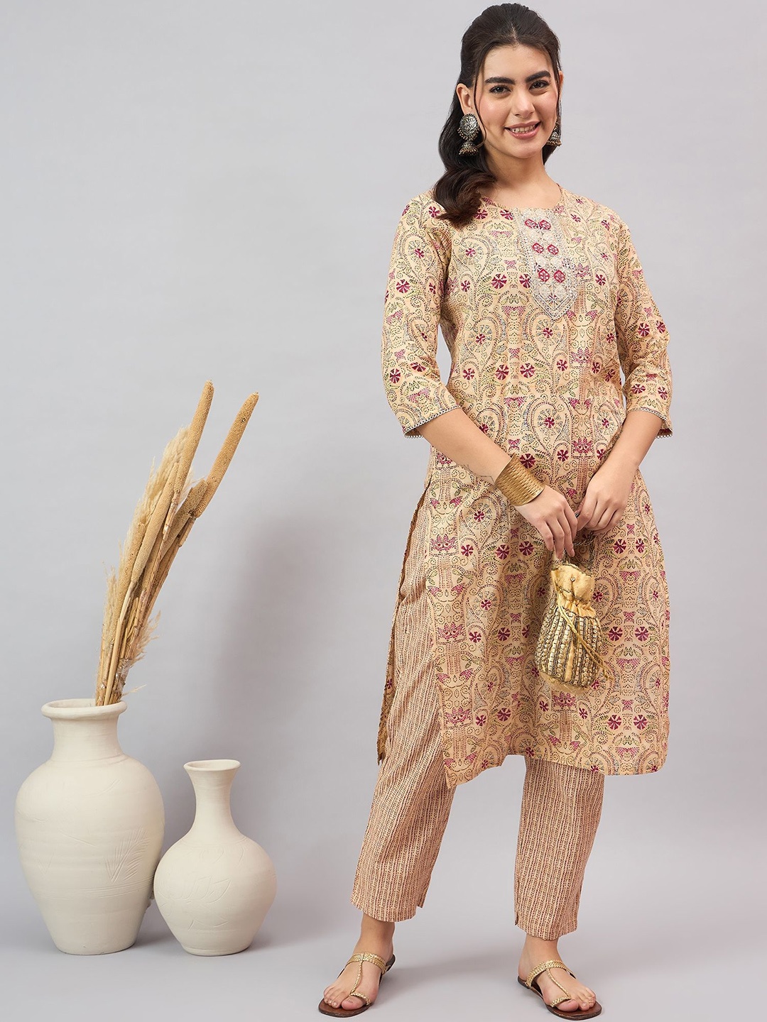 

Anouk Khaki Ethnic Motifs Printed Round Neck Pure Cotton Kurta With Trouser