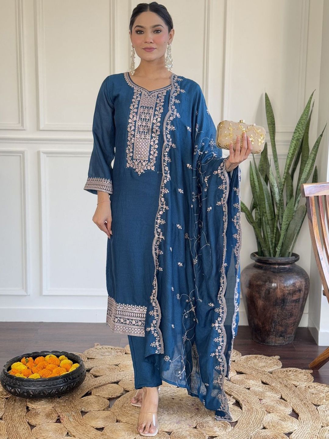 

DIVASTRI Floral Embroidered V Neck Kurta With Trousers & Dupatta, Blue