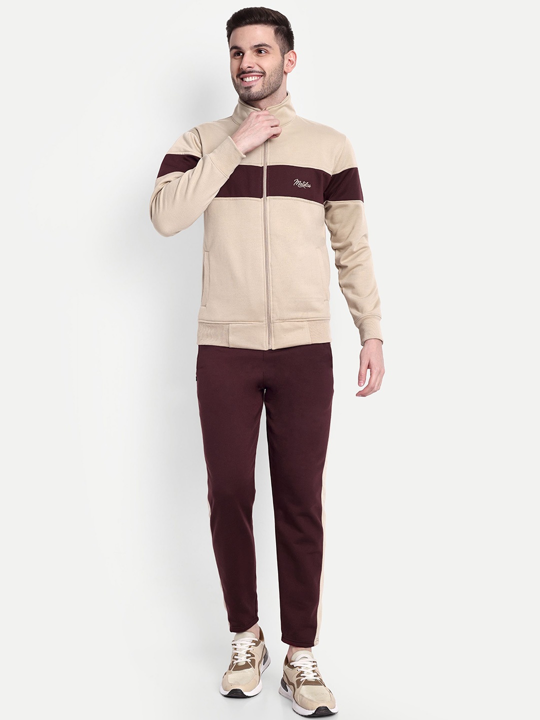 

HAUTEMODA Men Colourblocked Mock Collar Tracksuit, Beige