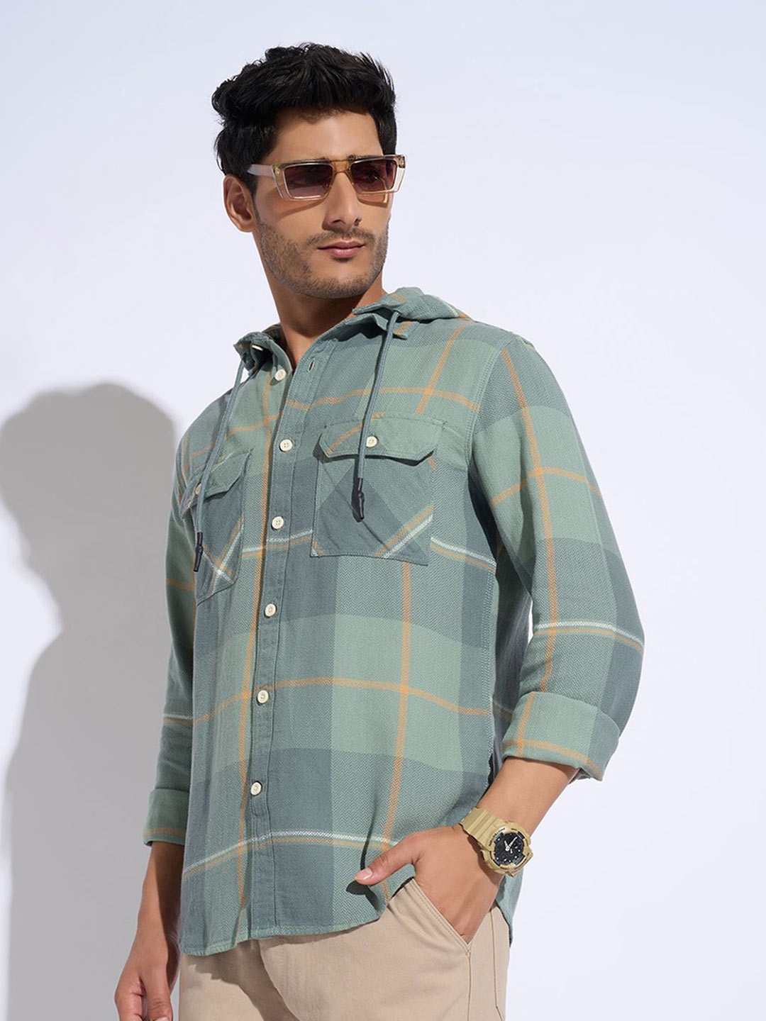 

7 Alt by Pantaloons Men Spread Collar Windowpane Checked Cotton Casual Shirt, Green