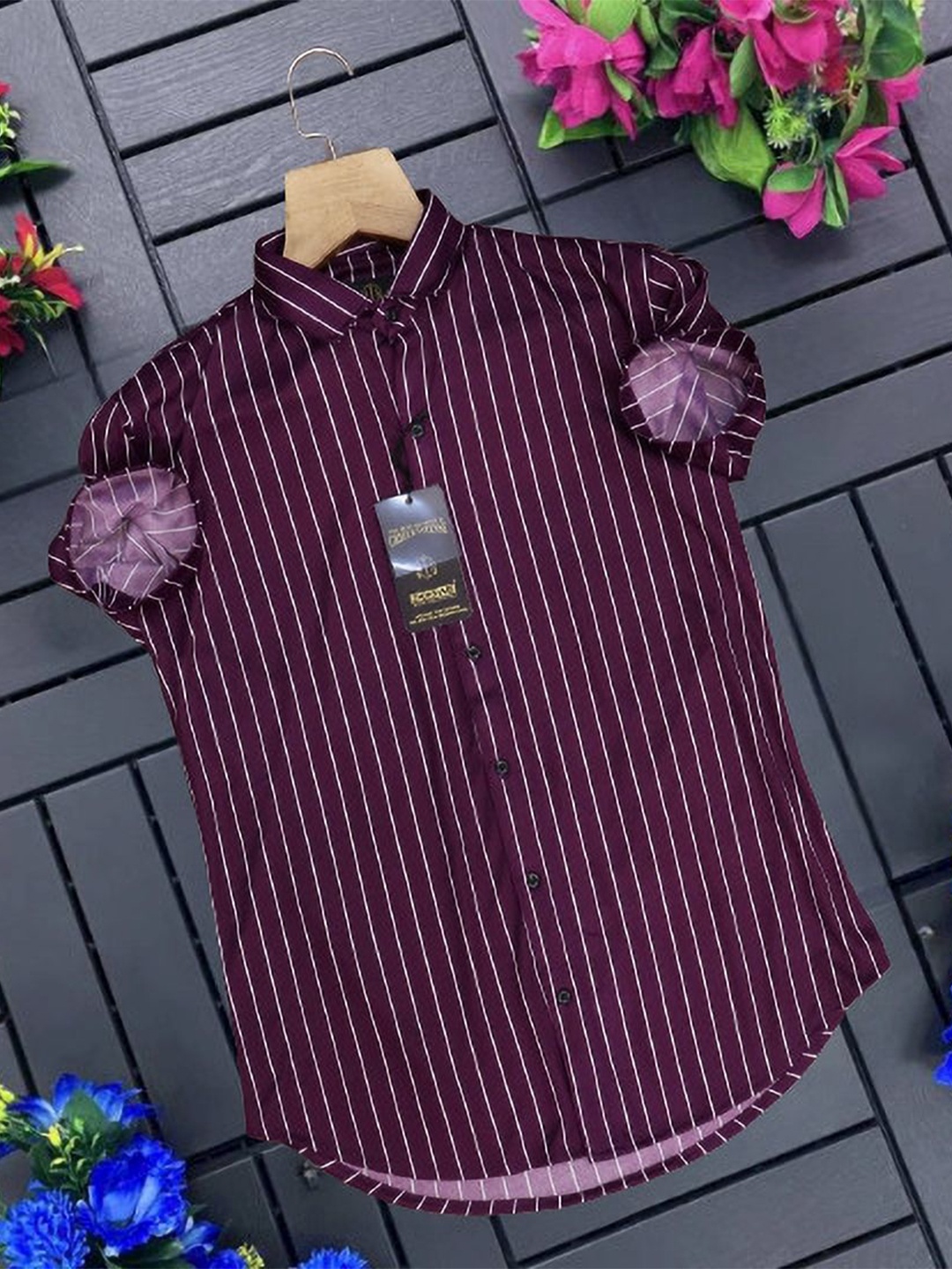 

iCome Men Spread Collar Vertical Striped Casual Shirt, Purple