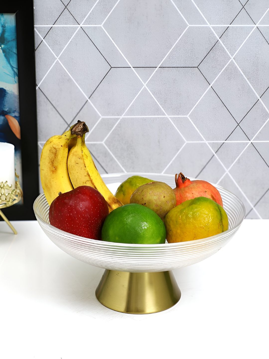 

Myntra Elegant Homes Transparent Round Glass Fruit and Vegetable Bowl